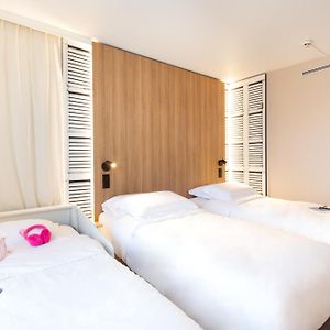 Habitación Estándar con 2 Camas Individuales